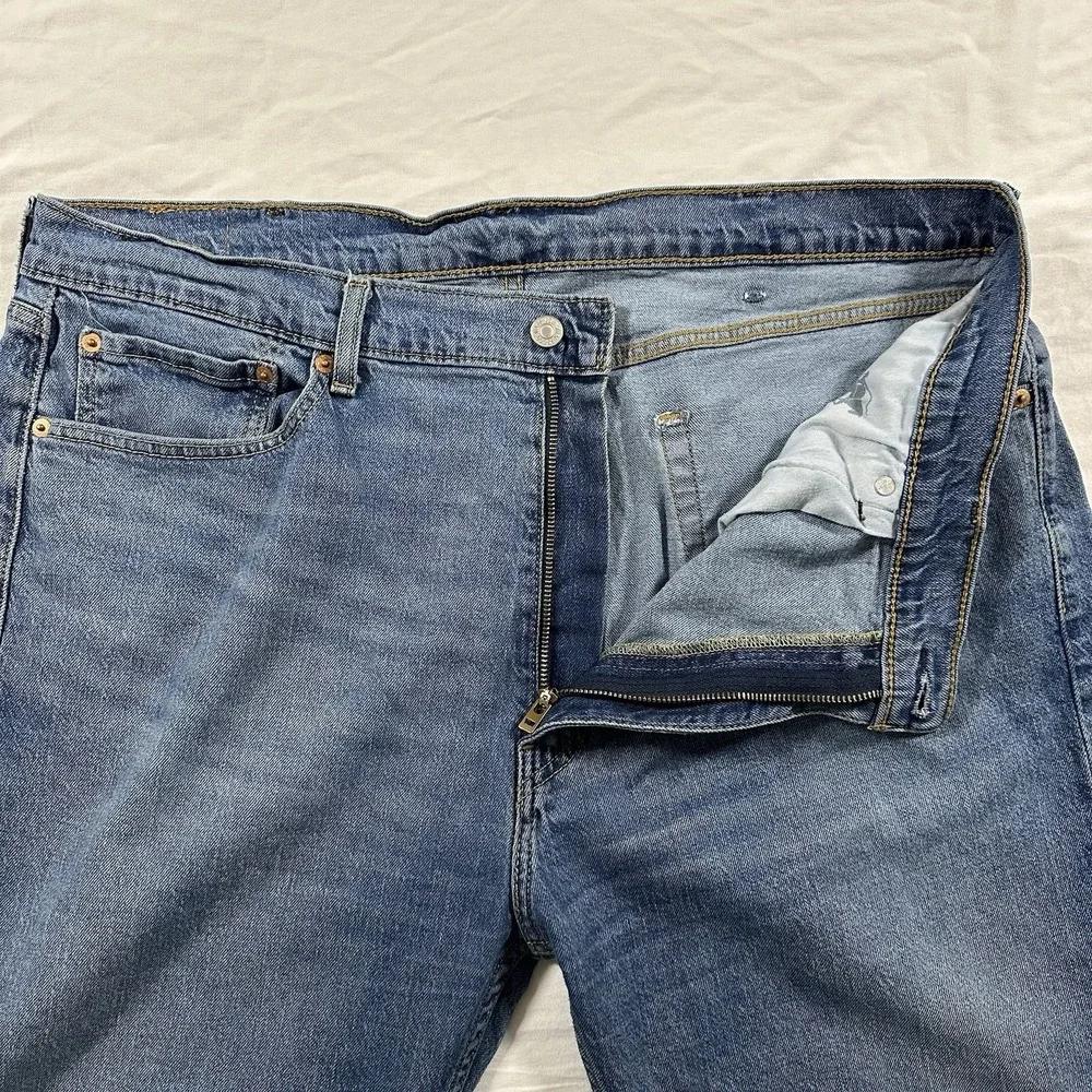 Levis 505 Jeans Mens 40x30 Blue Regular Fit Straight Leg Medium Wash Denim Faded